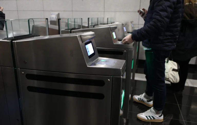 Η Αθήνα γίνεται digital: Από το Σάββατο οι μετακινήσεις γίνονται με… ένα tap στο κινητό 6396536.jpg