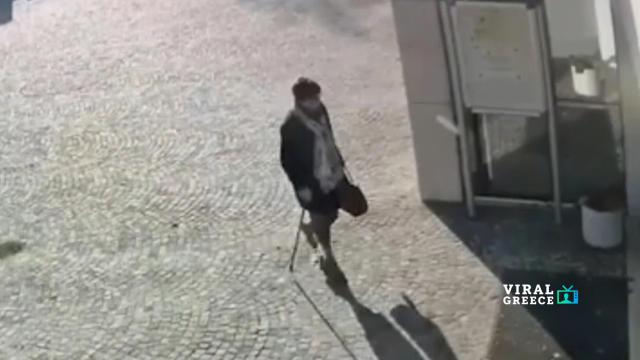 Άνδρας στην Ιταλία παρίστανε επί τρία χρόνια τη νεκρή μητέρα του για να εισπράττει τη σύνταξη της AA1R6k2o.img