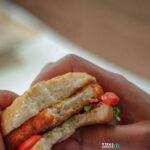 Κατάπιε ολόκληρο μπέργκερ χωρίς να το μασήσει, σε επικίνδυνο challenge – Σε κρίσιμη κατάσταση 22χρονος Κατάπιε ολόκληρο μπέργκερ χωρίς να το μασήσει, σε επικίνδυνο challenge – Σε κρίσιμη κατάσταση 22χρονος