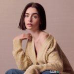 Emily in... Petralona: Τι κάνει η Λίλι Κόλινς στην Ελλάδα; Emily in… Petralona: Τι κάνει η Λίλι Κόλινς στην Ελλάδα;