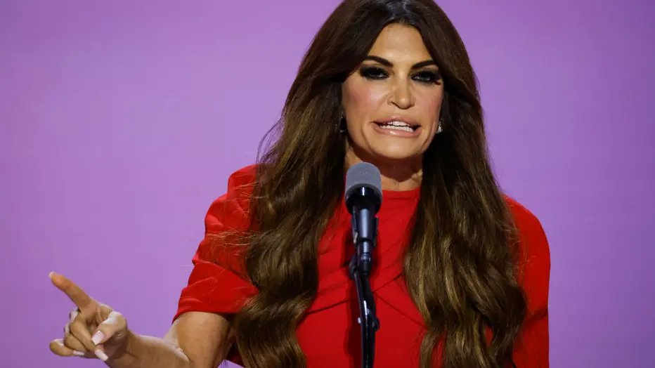 Η Κίμπερλι Γκίλφοϊλ αποθεώνει τον Κωνσταντίνο Αργυρό: «Ένας από τους καλύτερους φίλους μου – Αγαπώ την Ελλάδα»