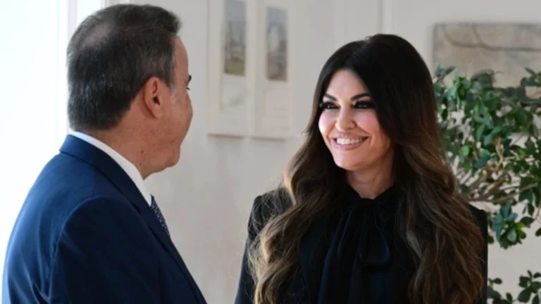 Οι επαφές της Κίμπερλι Γκίλφοϊλ στην Αθήνα, τα παρασκήνια του IMEC και τα σενάρια εκλογών που «παίζουν» στο Μαξίμου kimperli-gkilfoil_0