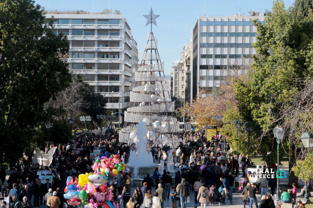 Σε εορταστικούς ρυθμούς το ωράριο των καταστημάτων έως την Πρωτοχρονιά