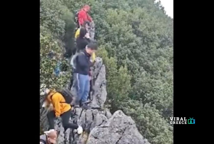 Τουρίστας έπεσε σε γκρεμό προσπαθώντας να βγάλει selfie