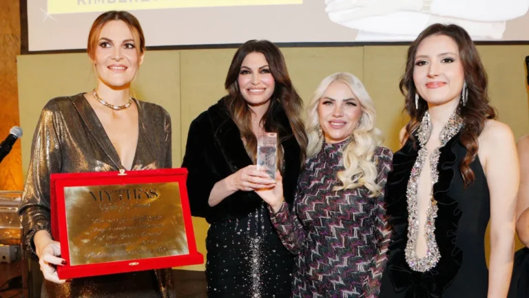 Βραβείο «Μαρία Κάλλας» στην Κίμπερλι Γκίλφοϊλ 96143978-896778