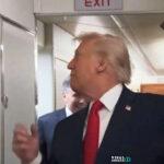 Viral στιγμή στο Air Force One: Η πόρτα της… τουαλέτας “χτύπησε” τον Τραμπ ( VIDEO ) Viral στιγμή στο Air Force One: Η πόρτα της… τουαλέτας “χτύπησε” τον Τραμπ ( VIDEO )