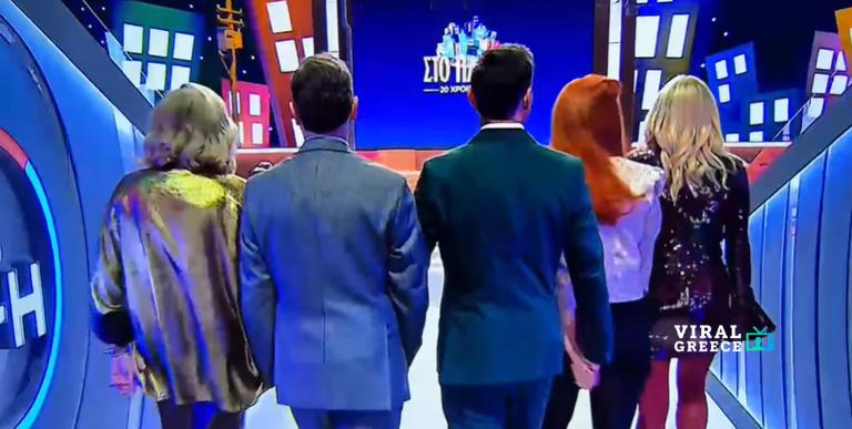 Η Θεοπούλα συναντά ξανά την «κόρη της Ζουμπουλίας» στο reunion του «Παρά Πέντε» AA1S6KAB.img