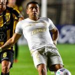 Δολοφονήθηκε στο Γκουαγιακίλ ο ποδοσφαιριστής Μάριο Πινέιδα Δολοφονήθηκε στο Γκουαγιακίλ ο ποδοσφαιριστής Μάριο Πινέιδα