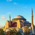 Σαν σήμερα, 27 Δεκεμβρίου 537: Τα θυρανοίξια της Αγίας Σοφίας και το «Νενίκηκά σε Σολομών» του Ιουστινιανού