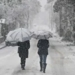 Παγωμένη Πρωτοχρονιά με χιόνια προ των πυλών: Πού και πότε θα «ντυθούν στα λευκά» οι περιοχές