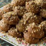 Πόσα μελομακάρονα μπορείς να φας χωρίς ενοχές; Οι ειδικοί δίνουν ξεκάθαρη απάντηση