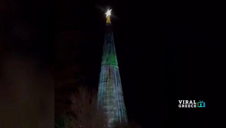 Χανιά: Φωταγωγήθηκε ένα από τα ψηλότερα χριστουγεννιάτικα δέντρα της Ελλάδας στην είσοδο του φαραγγιού της Σαμαριάς dentro-xania3-1200x675