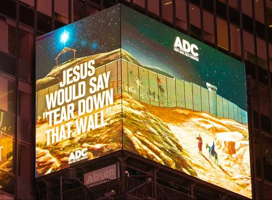 «Ο Ιησούς είναι Παλαιστίνιος»: Διαφημιστική πινακίδα στην Times Square πυροδότησε έντονες αντιδράσεις λίγο πριν τα Χριστούγεννα image 16.png