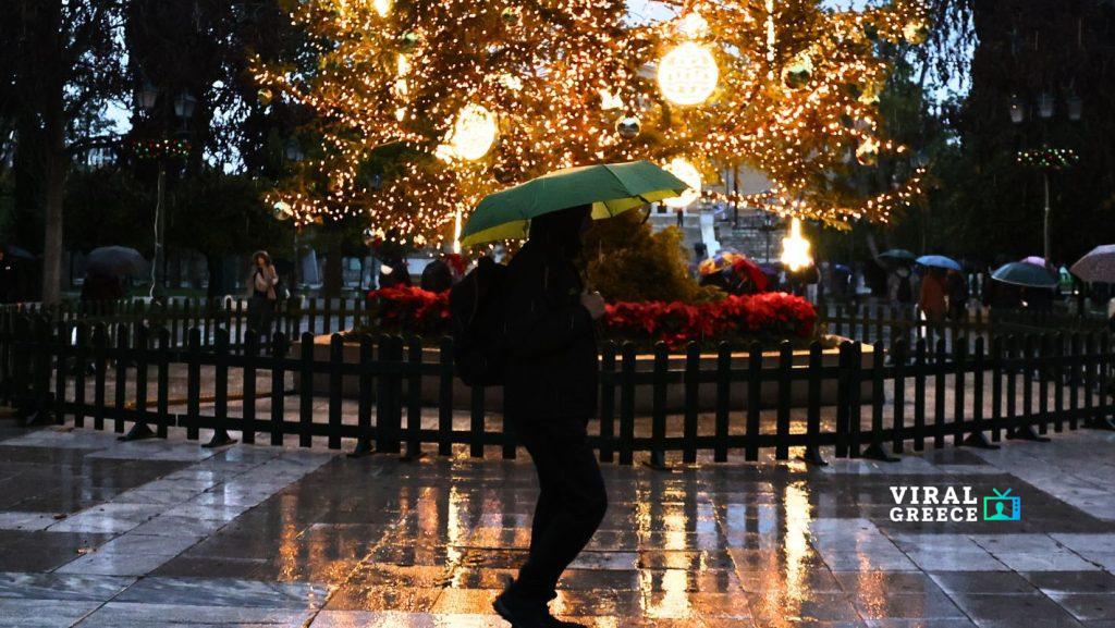 Καιρός: Σε δύο φάσεις μέχρι την Πρωτοχρονιά – Βροχές, καταιγίδες και μετά «κανονικός» χειμώνας