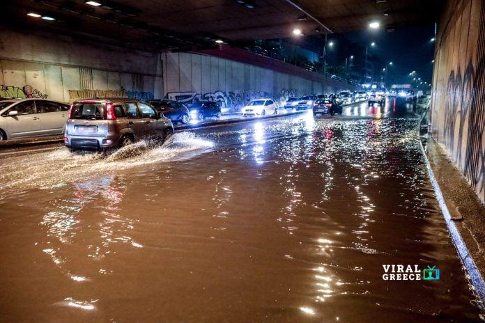 Η κακοκαιρία Byron σαρώνει τη χώρα – Πού θα «χτυπήσει» τις επόμενες ώρες kaokairia2-696x464