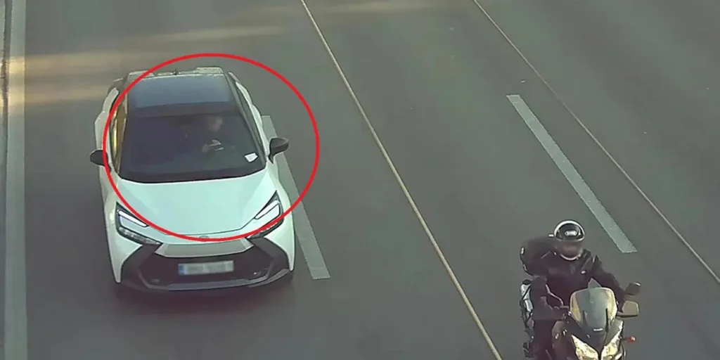 nees kameres troxaias 0.jpg