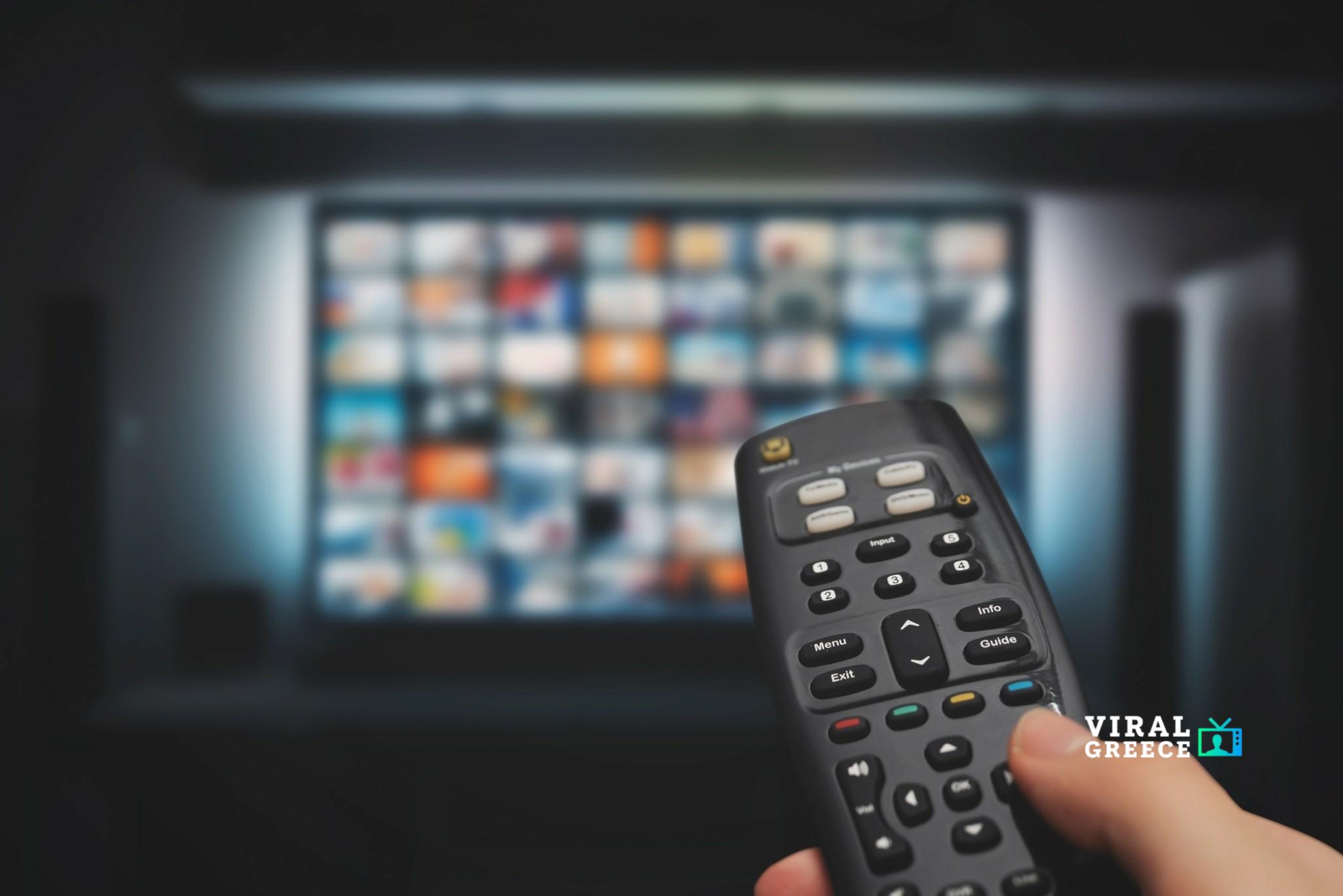 Νέο κύμα ελέγχων για τηλεοπτική πειρατεία: Συλλήψεις σε Αιτωλικό και Θεσσαλονίκη – «Τσουχτερά» πρόστιμα έως 6.000 ευρώ peirateia-123rf-2048x1367