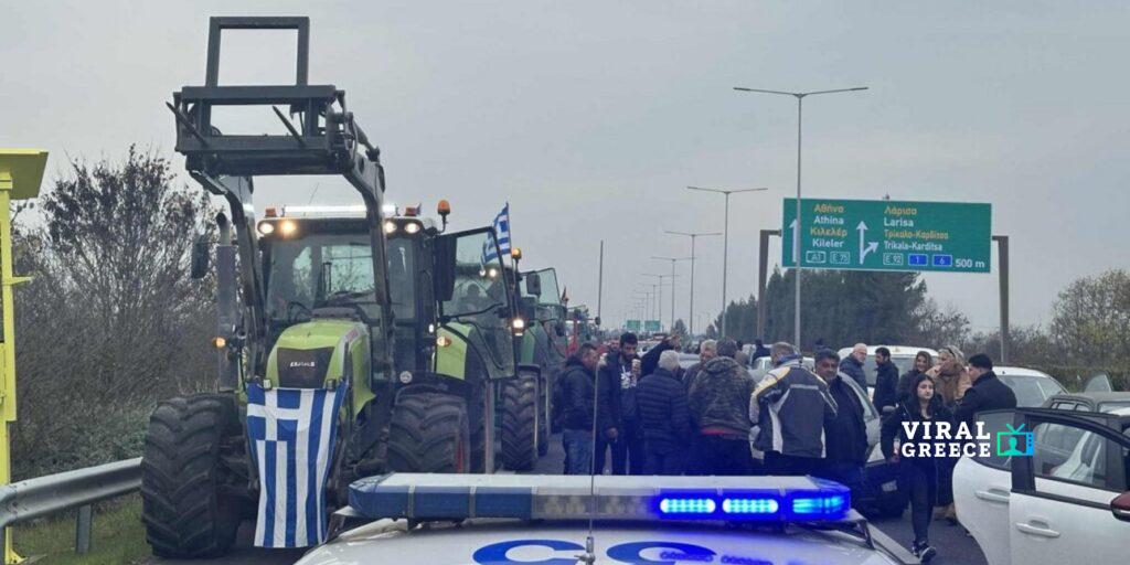 Αγρότες κλείνουν τις σήραγγες των Τεμπών για φορτηγά – Ελεύθερη η διέλευση ΙΧ και λεωφορείων