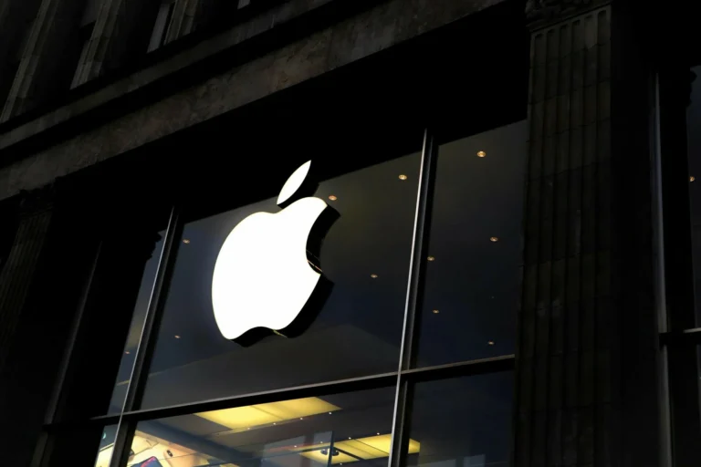 Συναγερμός από την Apple: Επείγουσα ενημέρωση για iPhone & iPad – Ποιοι κινδυνεύουν τώρα AppleCover (1).jpg