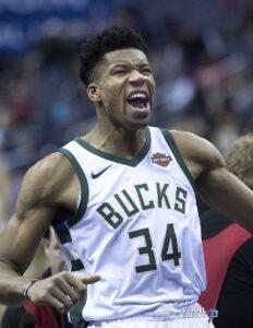 «Σεισμός» στο NBA: Ο Αντετοκούνμπο άφησε το θρυλικό 34 – Το νέο νούμερο που θα φορά στους Χιτ