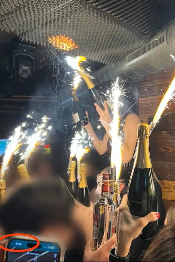 Κραν Μοντανά: Φωτογραφίες-ντοκουμέντα αποκαλύπτουν πώς ξεκίνησε η φονική φωτιά στο «Le Constellation» fotia bar