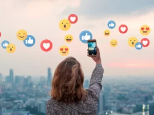 «Μπλόκο» σε 18 influencers και streamers για παράνομο στοιχηματισμό – Είχαν πάνω από 3 εκατ. ακολούθους