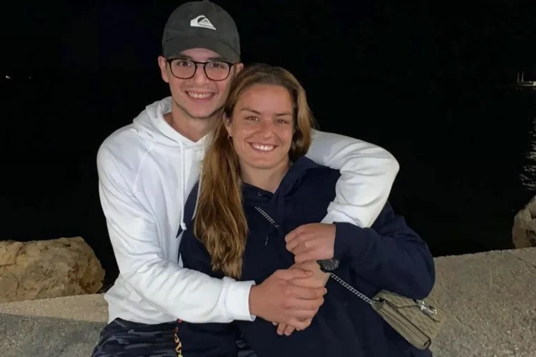 Κωνσταντίνος Μητσοτάκης - Μαρία Σάκκαρη: Πρόταση γάμου λίγο πριν το United Cup και το μονόπετρο που τράβηξε όλα τα βλέμματα sakkari-mitsotakis-1200x800.jpg