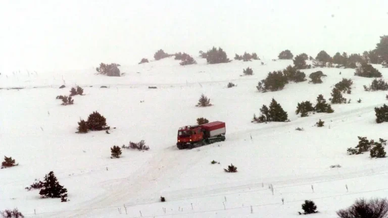 Ταΰγετος: Σε εξέλιξη επιχείρηση διάσωσης για 8 εγκλωβισμένους ορειβάτες σε χαράδρα xionia-pyrosvestiki-1200x675