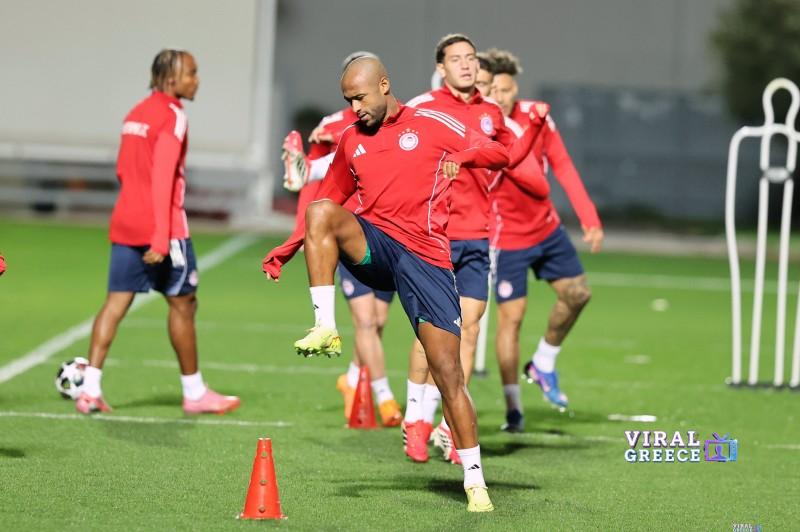 Ελ Κααμπί: Νέα εμφάνιση πριν τη μάχη με Λεβερκούζεν 5043535