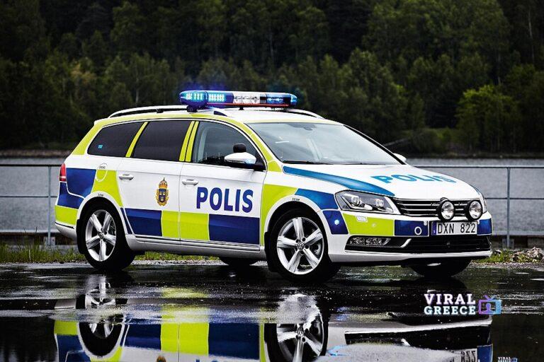 VW_Passat_Swedish_Police_Car_001