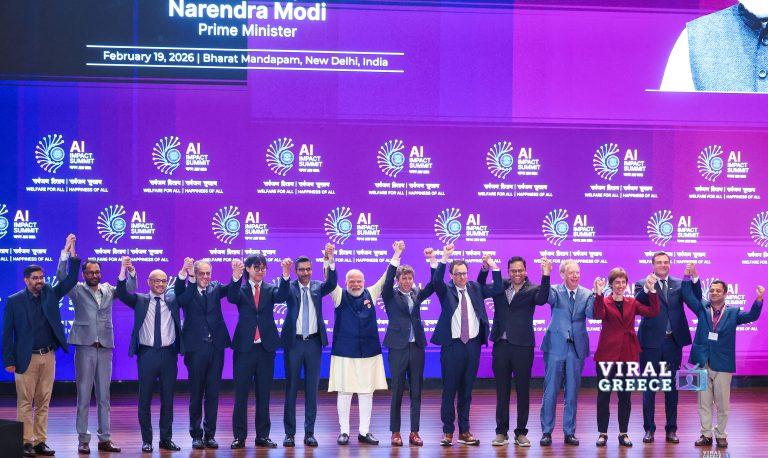 Νέο Δελχί: 86 χώρες ζητούν «ασφαλή και αξιόπιστη» Τεχνητή Νοημοσύνη – Χωρίς δεσμευτικές ρυθμίσεις το τελικό ανακοινωθέν ap26050226571802-768x458