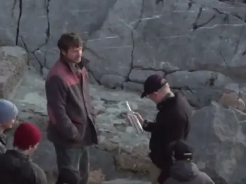 Στην Ύδρα συνεχίζει τα γυρίσματα ο Μπραντ Πιτ για το «The Riders» bradpitt.png