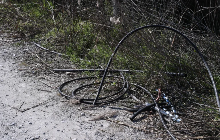Δολιοφθορά στη γραμμή Αθήνα – Θεσσαλονίκη: Προκαταρκτική έρευνα για κομμένα καλώδια τηλεδιοίκησης doliofthora_trena4.jpg