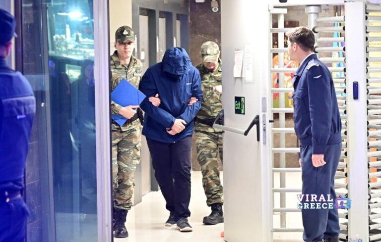 Κατασκοπεία και στρατιωτικός νόμος: Τι προβλέπεται για τον σμήναρχο που κατηγορείται ως πράκτορας ξένης δύναμης kataskopos-2-1024x652