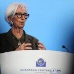 Λαγκάρντ: Η τεχνητή νοημοσύνη ενισχύει την παραγωγικότητα χωρίς κύμα απολύσεων