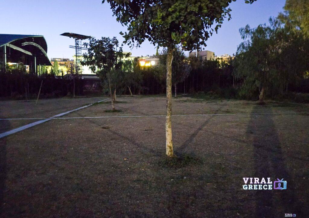 Προσαγωγή κηδεμόνων σκύλων στο Αστυνομικό Τμήμα Κυψέλης μετά από ένταση στο Πεδίον του Άρεως
