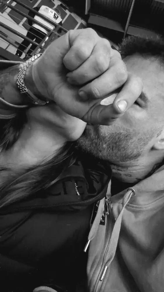 Αλεξάνδρου – Ελληνίδου: Δεν κρύβονται πια, αλλά δεν… αποκαλύπτονται κιόλας AA1Z3ivR.img