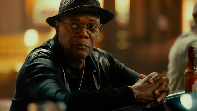 Ο Samuel L. Jackson επιστρέφει σε νέο spinoff του Tulsa King με τίτλο Frisco King TulsaKing_309_BD_0620_0112_RT