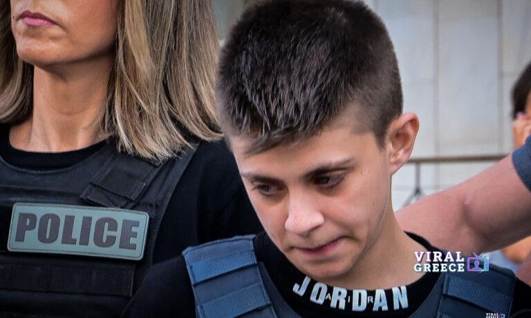 a292bfaa-mourtzoukou