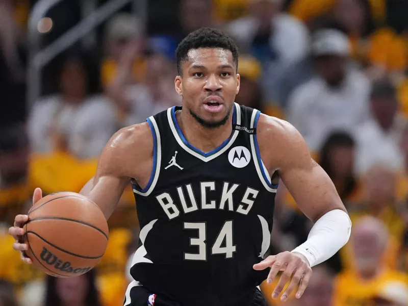 Διαφωνία Αντετοκούνμπο – Μπακς για την επιστροφή του: Θέλει να παίξει, η ομάδα λέει «όχι» ante_ap.jpg