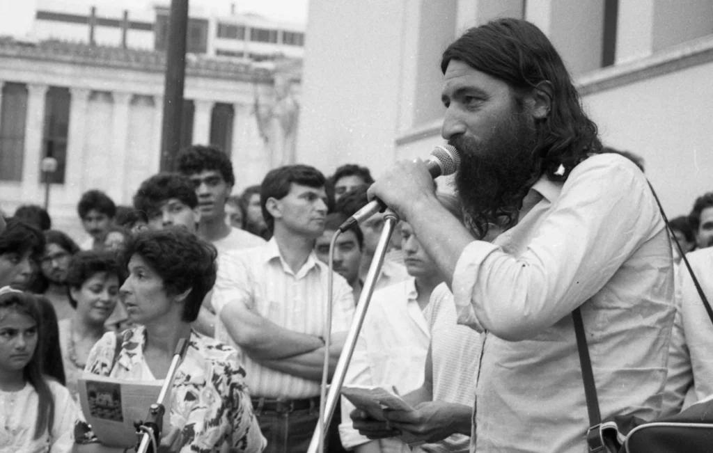 Σαν σήμερα 17 Μαρτίου 1988: Ο Νικόλας Άσιμος φεύγει από τη ζωή στα 39 του χρόνια