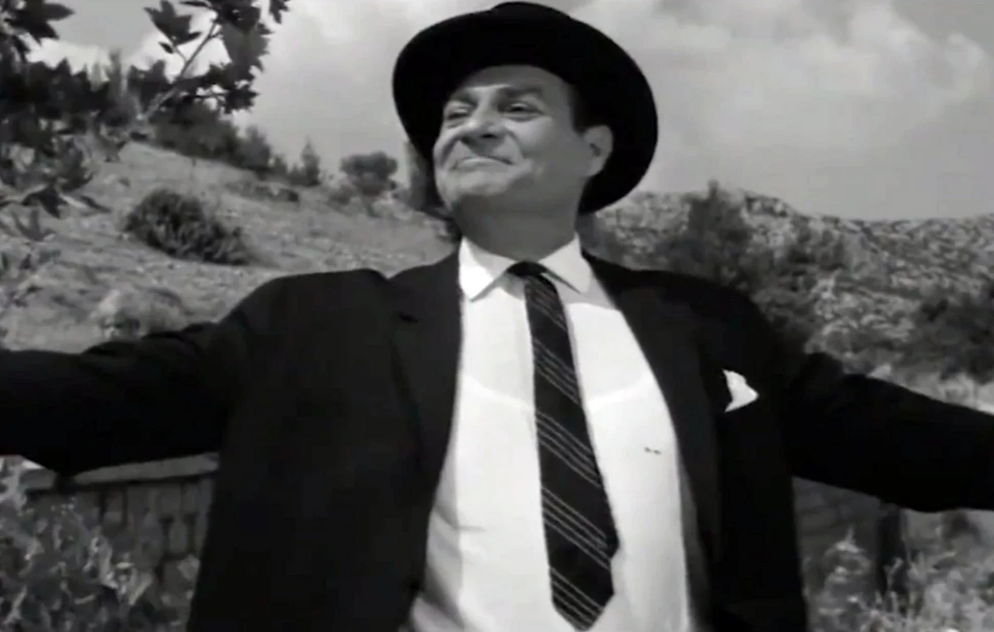 Σαν σήμερα 13 Μαρτίου 1913 γεννήθηκε ο Λάμπρος Κωνσταντάρας – Ο θρυλικός ηθοποιός του ελληνικού κινηματογράφου kostantaras.jpg