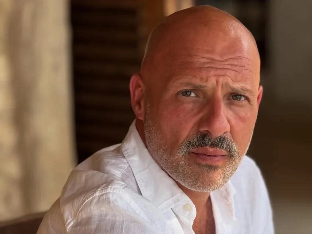 nikos moutsinas e1771600878752 Viral Greece