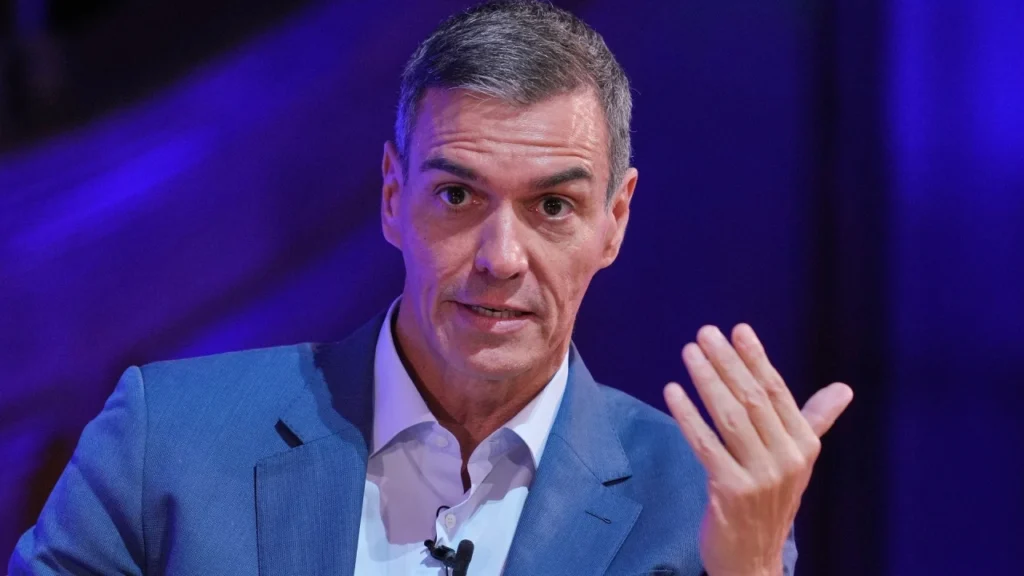 Ισπανία: Πακέτο στήριξης 5 δισ. ευρώ από τον Σάντσεθ – Μείωση ΦΠΑ σε καύσιμα και προσωρινό πάγωμα ενοικίων