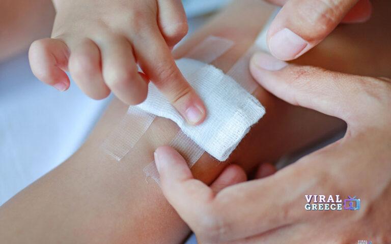 Νέα ελπίδα για τις χρόνιες πληγές: Επιστήμονες εντόπισαν πώς «μπλοκάρεται» η επούλωση και πώς μπορεί να αποκατασταθεί pliges