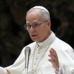 pope 1536x864 Viral Greece