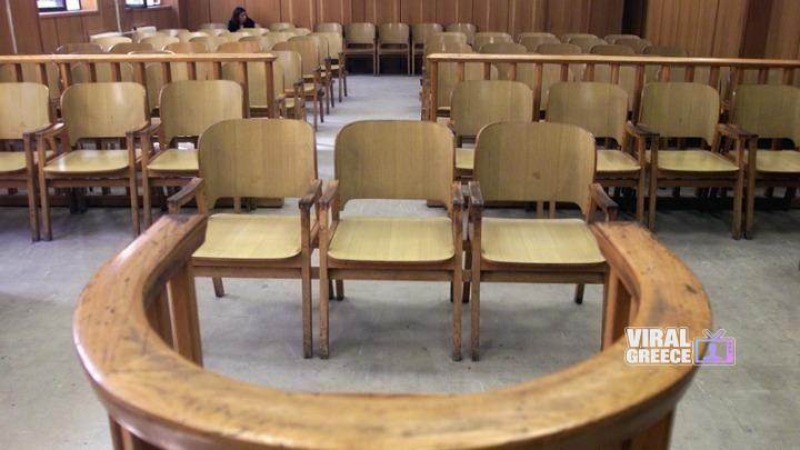 Τρία μέλη οικογένειας απολογήθηκαν για το αιματηρό περιστατικό στα Βορίζια Ηρακλείου w31-172827w31141852w30124112w05160257w27121319w17193212w181446451