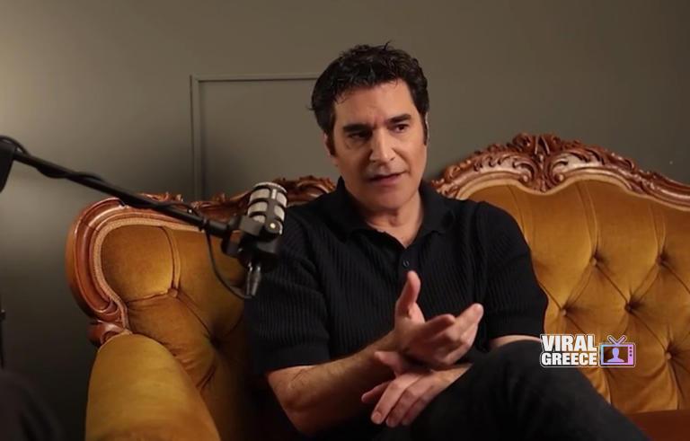 Χριστόφορος Παπακαλιάτης: Γιατί το «Maestro» έγινε «Maestro in Blue» στο Netflix AA21PyEl.img