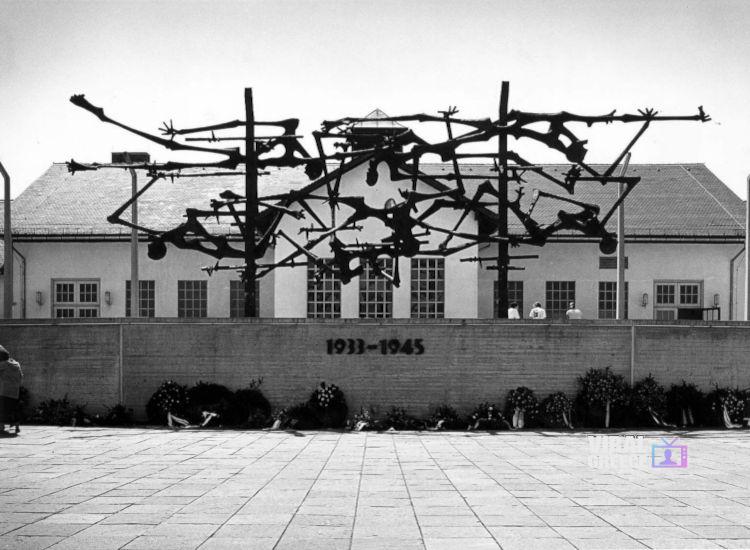 Σαν σήμερα 29 Απριλίου 1945: Το Νταχάου απελευθερώνεται από τα αμερικανικά στρατεύματα Dachau 2