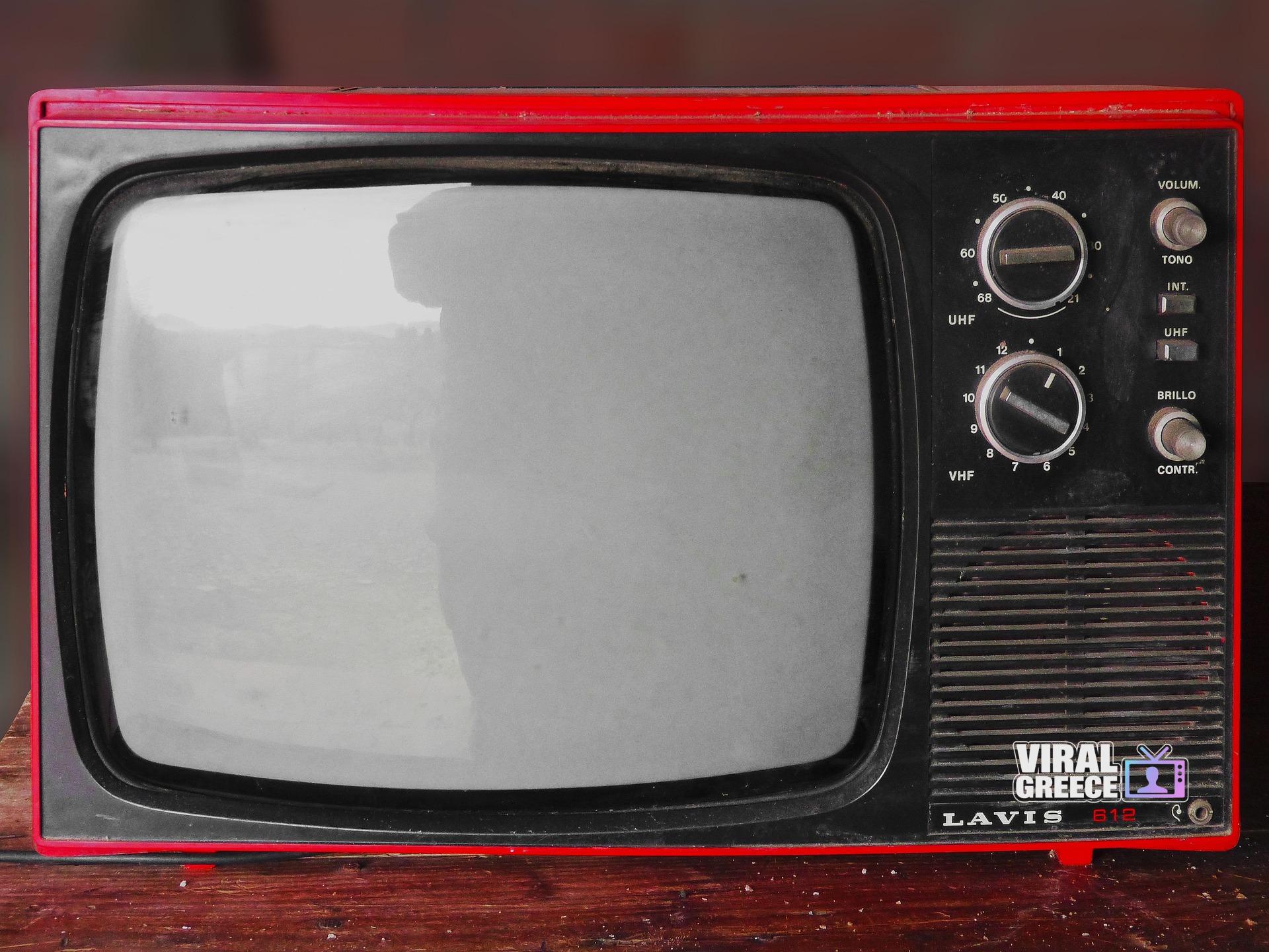 makamuki0-vintage-tv-1116587_1920